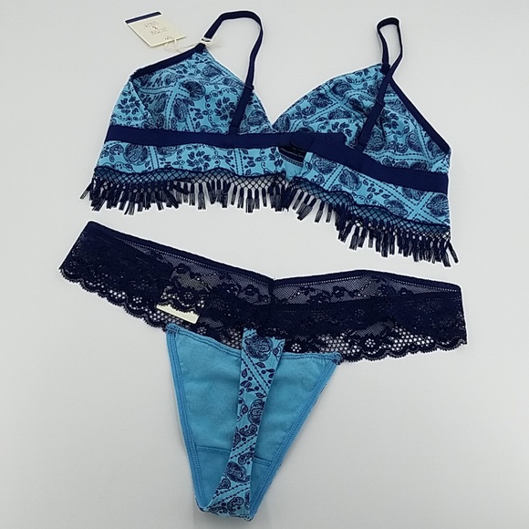 🆕 Ginger & Jasmine Bra & Lace Trimmed Thong Set - Picture 4 of 7